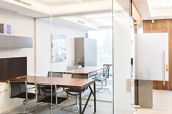 포토 JPG 해외이미지 식물 직업 가구 의자 비즈니스 건축양식 창문 유리 탁자 선반 실내 사람없음 내부 건물 목재 장식 금융 빛 사무실 우주 금속 텔레비전 방 램프 은색 책상 무역 그림 상업 심플 단상 철강 파스텔톤 필터 미니멀리스트 파케트 해외202004 해외포토 나무 건축물 건축 산업 컬러 생활용품 재료 재질 조명 경제 전자제품 파일형식 이미지허브