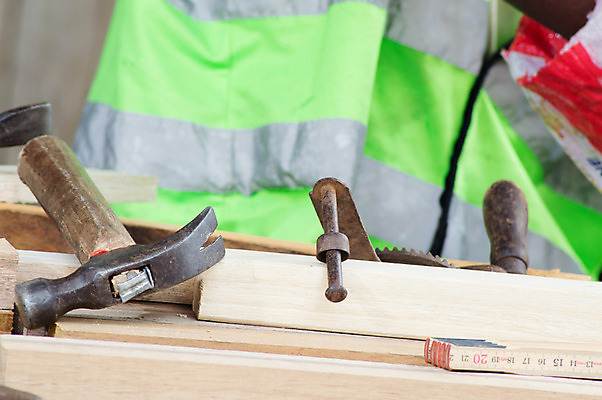 포토 JPG 해외이미지 아프리카 사람없음 목재 미국 도구 망치 배열 목공예 계량기 해외202004 해외포토 나무 나라 북아메리카 재료 공구 공예 파일형식 이미지허브