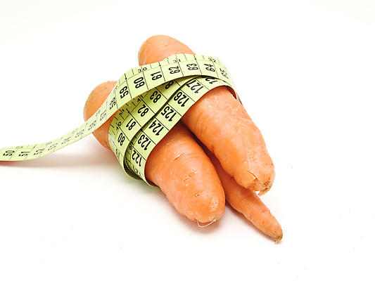 포토 JPG 해외이미지 웰빙 음식 다이어트 채소 오렌지 건강 사람없음 침묵 당근 신선 시장 몸무게 균형 자르기 다발 먹기 날씬함 허리 측정 유기농 날것 테이프 허리둘레 내추럴 고립 숙성 줄이기 해외202004 해외포토 과일 모션 문구용품 뿌리채소 신체부위 소리 둘레 몸매 파일형식 이미지허브