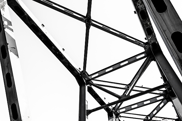 포토 JPG 해외이미지 모양 산업 선 백그라운드 십자가 건축양식 부분 추상 흑백 사람없음 금속 검은색 회색 과학기술 흰색 파편 연결 플라스틱 철 교차로 해외202004 해외포토 건축 길 컬러 무늬 재질 기술 촬영기법 파일형식 이미지허브