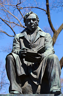 포토 JPG 해외이미지 나무 식물 공원 문화 길 조각 여행 건축양식 유물 왕관 창조 미술 앉기 풍경 사람없음 장식 책 여름 조각상 숫자 정원 봄 회색 바위 역사 성자 큼 작가 받침대 속도 비둘기 복고 정사각형 천연기념물 시인 옛날 우화 해외202004 해외포토 도형 직업 문자 전통 계절 공공시설 건축 종교 컬러 모션 조류 문화예술 조형물 돌_바위 크기 파일형식 이미지허브