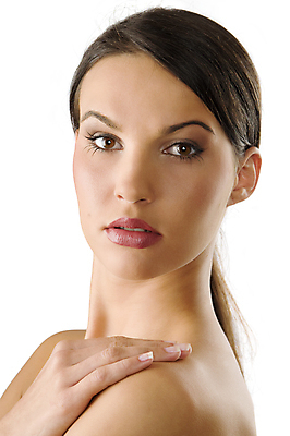 포토 JPG 해외이미지 백인 모델 웰빙 응시 여자 얼굴 포즈 백그라운드 갈색머리 한명 사람 치료 귀여움 스파 화목 목욕 화장품 기쁨 흰색 표현 신선 화려 달콤 피부 순수 입술 피부관리 부드러움 테라피 조제 내추럴 고립 돌봄 해외202004 해외포토 서양인 1 헤어스타일 시선 감정 컬러 컨셉 의학 모션 신체부위 뷰티 약 청결 감각 맛 만들기 파일형식 이미지허브