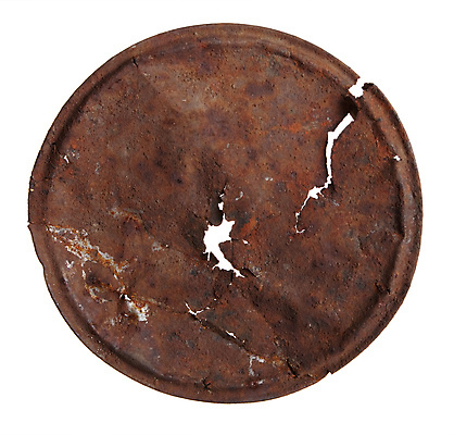 포토 JPG 해외이미지 백그라운드 컨셉 포장 사람없음 갈색 금속 재활용 뚜껑 구멍 캔 보호 쓰레기 컨테이너 철 부식 통조림 고립 옛날 중고 해외202004 해외포토 산업 컬러 재질 친환경 파일형식 이미지허브