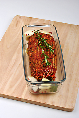 포토 JPG 해외이미지 음식 다이어트 건강 육류 요리 사람없음 저녁식사 소고기 신선 맛 인스턴트 먹기 만족 유기농 날것 로즈메리 해외202004 해외포토 웰빙 감정 컨셉 식재료 모션 식사 허브 파일형식 이미지허브