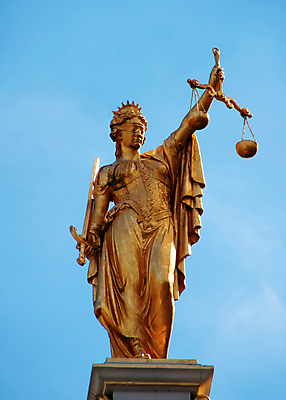 포토 JPG 해외이미지 유럽 여행 건축양식 미술 사람없음 물 컬러풀 조각상 여행객 평화 황금 칼 체벌 법 벨기에 장면 규칙 법관 질서 공정 법정 시각장애인 여신 접기 해외202004 해외포토 자연요소 건축 나라 컬러 컨셉 모션 문화예술 사람 조형물 예절 장애인 법률가 서유럽 파일형식 이미지허브