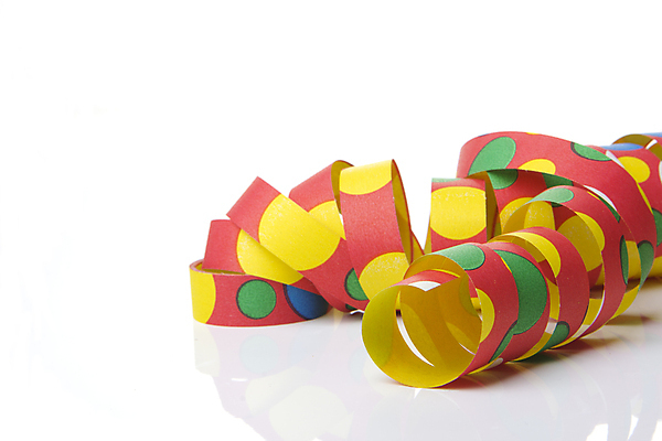 포토 JPG 해외이미지 디자인 기념일 리본 종이 줄 조각 크리스마스 패턴 곡선 오렌지 휴가 새해 발렌타인데이 나선형 선물 사람없음 장식 빨간색 초록색 파란색 반사 노란색 파티 축제 소용돌이 축하 인사 생일 미끄러짐 실크 두루마리 테이프 꽃가루 면도 고립 엘리먼트 컬링 해외202004 해외포토 선 컬러 컨셉 무늬 과일 모션 데이이벤트 겨울스포츠 문구용품 이벤트 회오리 직물 예절 가루 파일형식 이미지허브