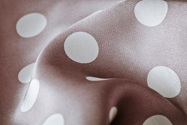 포토 JPG 해외이미지 백그라운드 패턴 추상 사람없음 갈색 흰색 직물 면 묘사 질감 접기 해외202004 해외포토 컬러 무늬 모션 파일형식 이미지허브