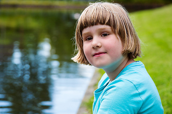 포토 JPG 해외이미지 백인 학생 라이프스타일 응시 공원 여학생 행복 호수 얼굴 어린이 백그라운드 자연 건강 한명 미소 사람 앉기 청년 야외 초록색 물 여름 파란색 금발 머리 맑음 봄 기쁨 표현 연못 작음 해외202004 해외포토 자연요소 서양인 1 헤어스타일 시선 계절 공공시설 여자 감정 컬러 모션 날씨 표정 성인 생활 신체부위 크기 생태계 파일형식 이미지허브
