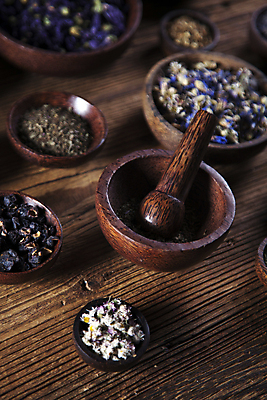 포토 JPG 해외이미지 식물 라이프스타일 디자인 꽃 음식 백그라운드 컨셉 잎 꽃무늬 과일 재료 자연 추상 건강 동양인 사람없음 목재 초록색 약 정원 일본 스파 중국 수확 신선 허브 향신료 유기농 아로마 내추럴 돌봄 옛날 해외202004 해외포토 나무 웰빙 아시아 컬러 무늬 농업 의학 모션 인종 생활 생태계 향미료 파일형식 이미지허브