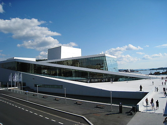 포토 JPG 해외이미지 문화 음악 노래 하늘 노르웨이 미술 사람없음 건물 여름 파란색 흰색 오슬로 오페라 해외202004 해외포토 건축물 계절 유럽 컬러 문화예술 파일형식 이미지허브