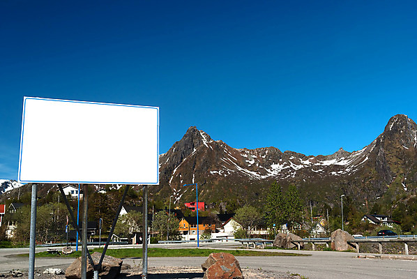 포토 JPG 해외이미지 도로 섬 여행 자연 날씨 산 주택 노르웨이 풍경 사람없음 가로 여름 마을 침묵 바위 흰색 북극 시작 시골집 지역 북쪽 멀리 대서양 물류 계산서 스칸디나비아 커터 해외202004 해외포토 계절 유럽 길 바다 컬러 교통시설 건물 소리 돌_바위 극지방 방향 생태계 파일형식 이미지허브