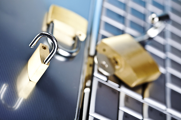 포토 JPG 해외이미지 모양 백그라운드 비즈니스 통신 열쇠 모바일 자물쇠 사람없음 노트북 컴퓨터 글로벌 사무실 금속 공책 힘 공백 회색 정보 키보드 오픈 네트워크 바이러스 닫기 중앙 은색 휴대용 편지 오브젝트 시작 싱글 잠금 보안 심플 인터넷주소 알루미늄 해외202004 해외포토 컬러 인터넷 모션 재질 문구용품 안전 전자제품 파일형식 이미지허브