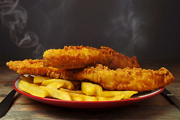 포토 JPG 해외이미지 전통 접시 영어 음식 영국 어류 사람없음 식사 저녁식사 튀김 시골 뜨거움 수증기 해산물 테이크아웃 프랑스어 해로움 해외202004 해외포토 문자 식기 유럽 컨셉 수중동물 파일형식 이미지허브