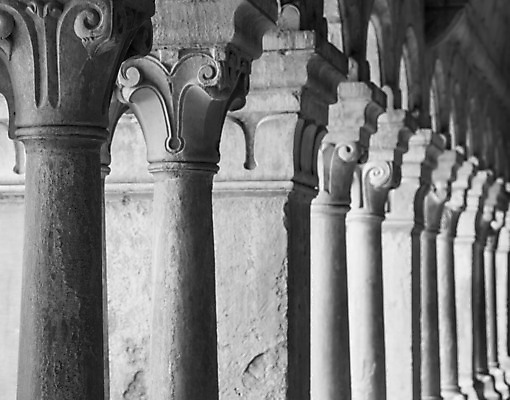 포토 JPG 해외이미지 유럽 종교 컨셉 건축양식 사람없음 내부 빛 성당 교회 평화 어둠 프랑스 골동품 바위 기도 기둥 복도 중세 역사 명상 아치 대리석 신성 수도원 고딕 고물 수녀원 옛날 프로방스 해외202004 해외포토 건축 나라 재료 종교건축 건물 돌_바위 파일형식 이미지허브