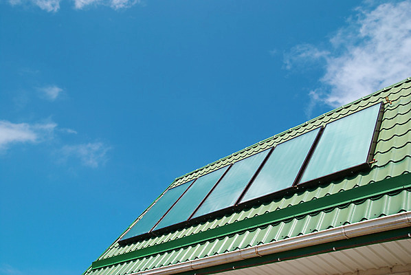 포토 JPG 해외이미지 구름 과학 자연 하늘 지붕 새로움 주택 세포 사람없음 야외 초록색 물 파란색 빛 글로벌 햇빛 태양 환경 힘 재활용 장비 발전기 에너지 흰색 판넬 변화 역 보호 생태계 연료 개성 시스템 난방 세대 혁명 보일러 생태학 수집가 공급 해외202004 해외포토 자연요소 직업 교육 컬러 컨셉 교통시설 건물 발전소 친환경 파일형식 이미지허브