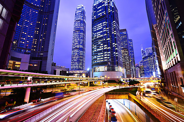 포토 JPG 해외이미지 아시아 도로 회사 비즈니스 전구 건축양식 자동차 거리 주택 사람없음 건물 금융 경제 빛 탑 고층빌딩 중국 어둠 황혼 도시 시간 센터 야간 저녁 상업 지역 대도시 홍콩 스카이라인 빛망울 해외202004 해외포토 자연요소 건축물 건축 나라 길 육상교통 교통시설 빌딩 일몰 파일형식 이미지허브