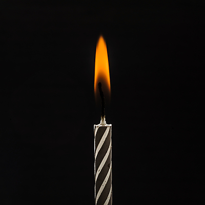 포토 JPG 해외이미지 행복 실루엣 종교 크리스마스 오렌지 촛불 불 휴가 휴식 사람없음 장식 빛 컬러풀 노란색 검은색 어둠 희망 침묵 슬픔 흰색 기도 축하 뜨거움 영혼 황금 야간 심볼 명상 사인 복고 장면 소원 기념물 빛망울 고립 광 왁스 적자 타격 화상 해외202004 해외포토 자연요소 기념일 감정 컬러 컨셉 과일 초 모션 촬영기법 소리 상처 파일형식 이미지허브