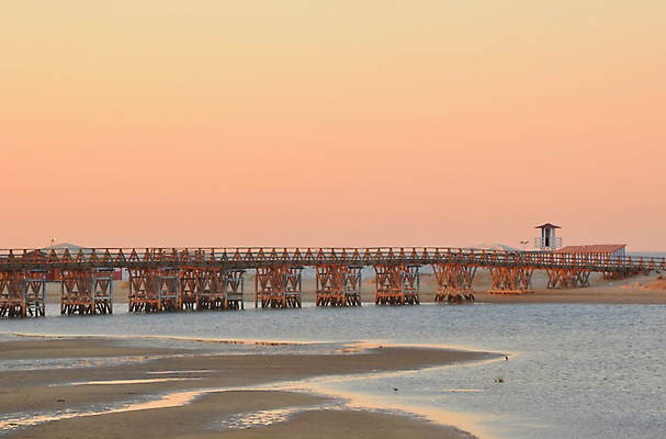 포토 JPG 해외이미지 구름 모래 파도 바다 여행 백그라운드 오렌지 자연 하늘 아침 휴가 풍경 사람없음 빨간색 물 여름 파란색 빛 햇빛 태양 반사 일출 맑음 황혼 일몰 새벽 황금 하와이 발리 천국 흐림 자메이카 푸켓 수평선 해외202004 해외포토 주간 자연요소 계절 컬러 섬 북아메리카 과일 태국 날씨 노을 미국 생태계 인도네시아 파일형식 이미지허브