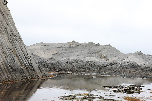 포토 JPG 해외이미지 아시아 벽 섬 여행 백그라운드 패턴 자연 벽돌 산 풍경 사람없음 야외 바위 황무지 가장자리 닫기 오브젝트 질감 러시아 장면 지역 사암 내추럴 지질학 현무암 해외202004 해외포토 교육 유럽 나라 무늬 모션 돌_바위 둘레 생태계 화산암 파일형식 이미지허브