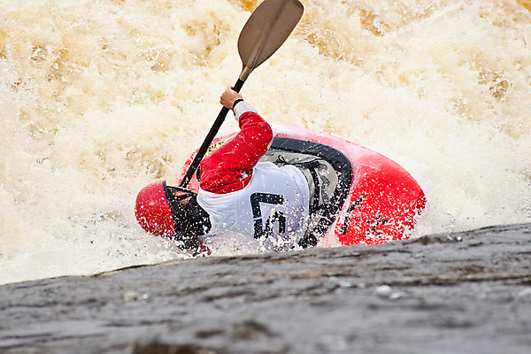 포토 JPG 해외이미지 라이프스타일 스포츠 파도 포즈 모션 자연 휴가 휴식 건강 사람 사람없음 야외 물 여름 강 운동 힘 경쟁 젖음 에너지 추위 도전 안개 게임 개울 서핑 황무지 급류 보호 헬멧 위험 노 속도 흥분 카약 분무기 지역 추적 뱃놀이 해외202004 해외포토 자연요소 계절 감정 바다 컨셉 배_교통 놀이 날씨 생활 전통놀이 수상스포츠 보호장비 생태계 선박 파일형식 이미지허브