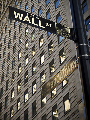 포토 JPG 해외이미지 아이콘 1 벽 여행 돈 비즈니스 건축양식 새로움 거리 사람없음 건물 세로 금융 경제 미국 도시 시장 모서리 도심 주식 심볼 사인 무역 투자 상업 지역 맨해튼 방법 브로드웨이 해외202004 해외포토 건축물 건축 산업 컨셉 북아메리카 재산 뉴욕 파일형식 이미지허브