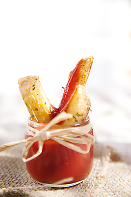 포토 JPG 해외이미지 실내 사람없음 감자튀김 작음 케첩 해외202004 해외포토 감자 내부 튀김 소스_음식 크기 파일형식 이미지허브