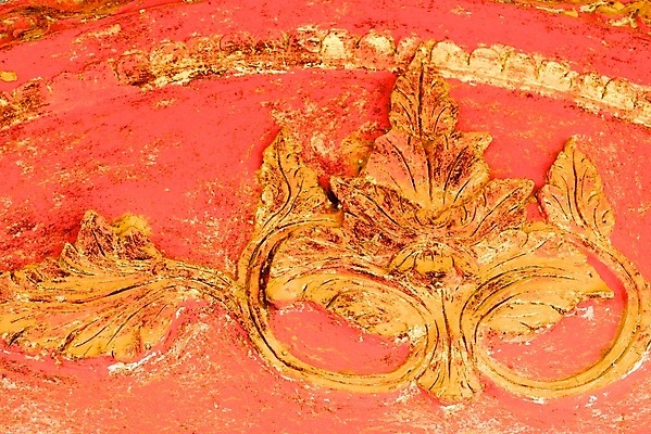 포토 JPG 해외이미지 전통 아시아 문화 태국 미술 사람없음 장식 빨간색 갈색 거울 골동품 기둥 업무 황금 고급 심볼 대나무 묘사 강렬 옛날 핸드메이드 해외202004 해외포토 나무 건축 나라 컬러 컨셉 문화예술 작업 파일형식 이미지허브