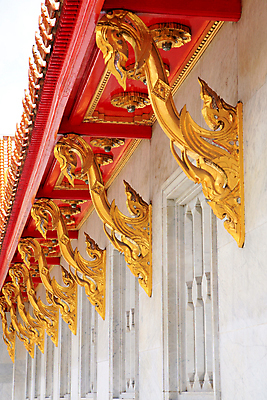 포토 JPG 해외이미지 전통 디자인 아시아 종교 문화 조각 여행 패턴 불교 건축양식 태국 미술 동양인 인종 사람없음 건물 장식 조각상 여행객 궁전 골동품 기도 사찰 화려 영혼 역사 황금 묘사 질감 방콕 수도원 동쪽 옛날 해외202004 해외포토 건축물 건축 나라 컨셉 고건축 무늬 종교건축 문화예술 사람 조형물 방향 파일형식 이미지허브