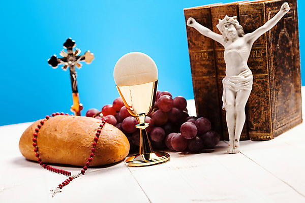 포토 JPG 해외이미지 기독교 종교 빵 십자가 옥수수 사람없음 책 교회 과자 믿음 성경 저녁식사 천주교 기도 예수 목사 확인 증거 신성 묵주 덩어리 설교 복음 성배 성찬식 성체 숭배 신앙심 해외202004 해외포토 감정 음식 종교용품 디저트 곡류 식사 신_종교 성직자 파일형식 이미지허브