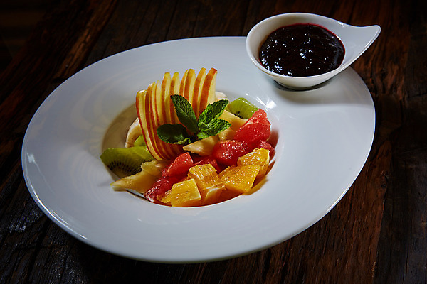 포토 JPG 해외이미지 접시 열매 음식 백그라운드 다이어트 오렌지 과일 딸기 포도 디저트 귤 바나나 건강 키위 요리 사람없음 목재 빨간색 초록색 여름 컬러풀 저녁식사 여러개 샐러드 시골 신선 사발 달콤 아침식사 혼합 민트 유기농 블루베리 날것 섬유 점심식사 섞기 숙성 해외202004 해외포토 나무 식물 식기 웰빙 계절 컬러 다수 재료 식사 직물 사기그릇 맛 허브 파일형식 이미지허브