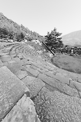 포토 JPG 해외이미지 나무 식물 꽃 아시아 문화 여행 유적 건축양식 자연 벽돌 산 사람없음 검은색 목욕 회색 골동품 흰색 기둥 역사 재산 큼 땅 극장 폐허 대문 대리석 타운 원형경기장 칠면조 단계 그리스인 고고학 깨짐 옛날 원형극장 해외202004 해외포토 서양인 전통 교육 건축 나라 컬러 컨셉 재료 스포츠시설 조류 금융 문 청결 경기장 도시 크기 생태계 파일형식 이미지허브