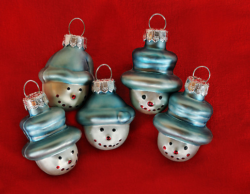 포토 JPG 해외이미지 나무 전통 계절 행복 백그라운드 크리스마스 눈사람 휴가 기념 미소 사람없음 장식 빨간색 흰색 축하 오브젝트 5 해외202004 해외포토 식물 기념일 감정 컬러 컨셉 표정 숫자 파일형식 이미지허브