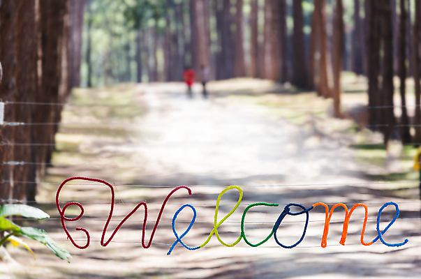 포토 JPG 해외이미지 나무 식물 디자인 커플 알파벳 영어 선 밧줄 여행 백그라운드 겨울 태국 자연 추상 거리 그림자 사랑 사람없음 목재 장식 초록색 여름 컬러풀 햇빛 갈색 걷기 맑음 쪽지 흙 봄 추위 가을 인사 소나무 그늘 보케 환영 방법 블러 해외202004 해외포토 문자 계절 감정 아시아 줄 컬러 무늬 재료 관계 모션 날씨 태양 예절 생태계 파일형식 이미지허브