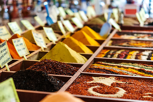 포토 JPG 해외이미지 식물 전통 아시아 여행 오렌지 재료 파프리카 건조 이스탄불 요리 동양인 사람없음 빨간색 컬러풀 노란색 라벨 세일 쌓기 상점 조미료 변화 시장 고수 중앙 가루 인도인 허브 향 후추 카레 모음 동쪽 소매 칠면조 흙더미 이국적 해외202004 튀르키예 해외포토 외국인 나라 음식 컬러 컨셉 채소 과일 모션 조류 프레임 인종 한글 흙 방향 향신료 향미료 파일형식 더미 이미지허브