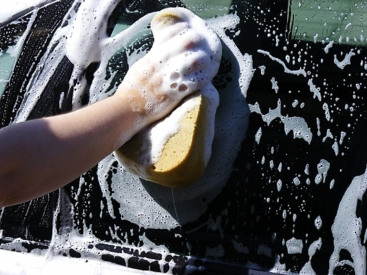 포토 JPG 해외이미지 손 창문 자동차 사람없음 거품 업무 작업 씻기 빨래 청소 비누 유지 스펀지 자동 해외202004 해외포토 육상교통 가사 신체부위 위생용품 청결 파일형식 이미지허브