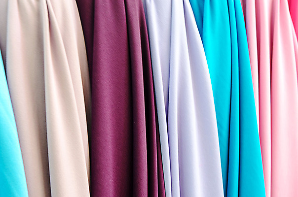 포토 JPG 해외이미지 디자인 백그라운드 패턴 종류 사람없음 빨간색 컬러풀 노란색 흰색 직물 면 두루마리 오브젝트 질감 롤 짜임 해외202004 해외포토 컬러 무늬 파일형식 이미지허브