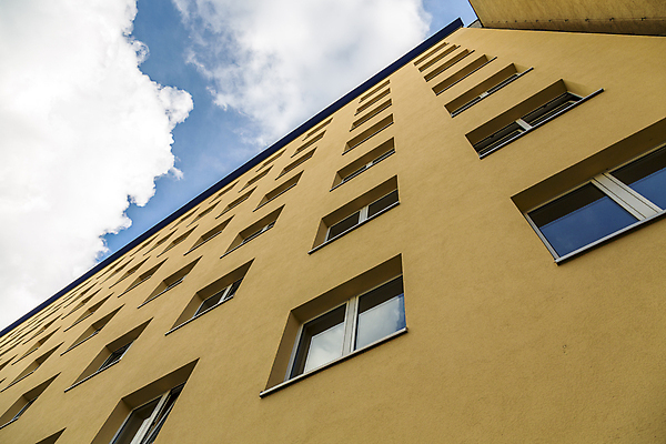 포토 JPG 해외이미지 구름 디자인 외관 벽 백그라운드 건축양식 창문 유리 하늘 새로움 주택 사람없음 야외 건물 파란색 빛 반사 우주 흰색 도시 고급 타운 스타일 해외202004 해외포토 자연요소 건축물 건축 컬러 컨셉 재질 파일형식 이미지허브