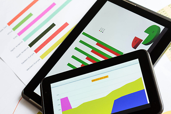 포토 JPG 해외이미지 라이프스타일 백그라운드 돈 비즈니스 통계 그래프 설계 새로움 기술 설명 사람없음 그래픽 금융 경제 컴퓨터 터치패드 사무실 숫자 알약 디지털 스크린 자료 저축 계산기 정보 업무 계산 시장 계획 인쇄 휴대용 무선전화기 분석 보고서 문서 투자 와이파이 이익 보여주기 시트 회계 멀티미디어 패드 경영 계좌 마케팅 수입 터치스크린 회계사 해외202004 해외포토 직업 문자 컨셉 모션 문구용품 생활 전자제품 약 장비 작업 재산 전화기 오브젝트 무선인터넷 파일형식 이미지허브