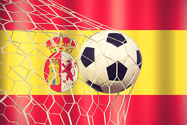 포토 JPG 해외이미지 스포츠 백그라운드 밭 공 모션 놀이 하늘 성공 사람없음 야외 초록색 빛 운동 스크린 축구 경기장 장비 유로 도전 게임 깃발 우승 그물 스페인 발사 가죽 심볼 대문 느림 골 승자 여의주 챔피언 플레이어 해외202004 해외포토 유럽 컬러 컨셉 돈 농업 스포츠시설 건강 구기 문 최고 파일형식 이미지허브