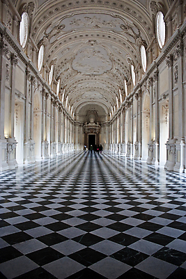 포토 JPG 해외이미지 나무 식물 공원 유럽 벽 여행 백그라운드 잎 건축양식 창문 하늘 휴가 거리 주택 미술 풍경 사람없음 건물 파란색 컬러풀 교회 여행객 탑 정원 궁전 회색 바위 역사 스페인 미술관 왕 분수 아치 박물관 천연기념물 여왕 고딕 마드리드 바로크 스페인어 안뜰 진짜 해외202004 해외포토 건축물 공공시설 건축 나라 컬러 고건축 종교건축 문화예술 사람 돌_바위 파일형식 이미지허브