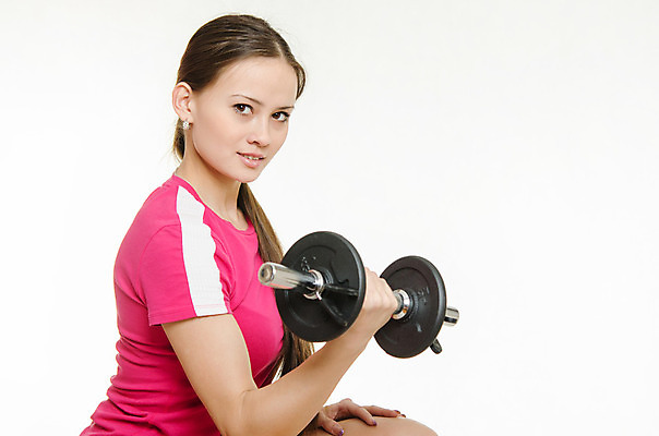 포토 JPG 해외이미지 손 남자 유럽 문화 셔츠 근육 건강 한명 운동 무게 연습 긍정 이두근 해외202004 해외포토 1 나라 컨셉 상의 사람 신체부위 파일형식 이미지허브