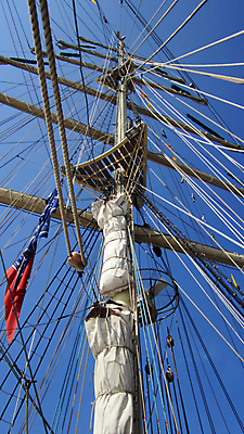 포토 JPG 해외이미지 배너 밧줄 바다 여행 요트 하늘 항해 이벤트 사람없음 목재 파란색 항구 맑음 축제 도전 스패너 깃발 보트 큼 크루즈 승무원 신호 함선 포트 폴란드 돛대 레가타 루트 조작 해외202004 해외포토 나무 직업 유럽 줄 컬러 배_교통 재료 교통시설 날씨 공구 크기 파일형식 이미지허브