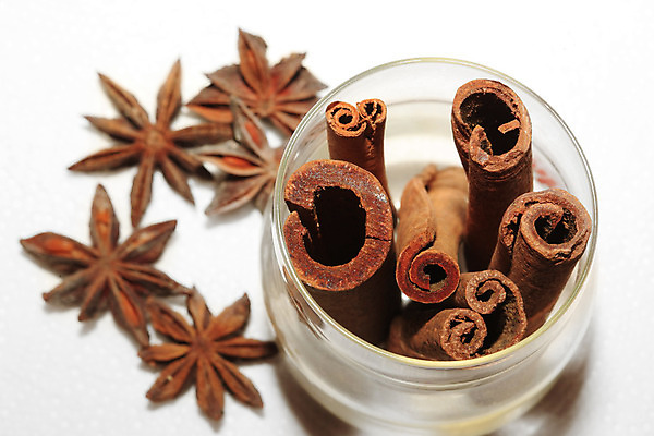 포토 JPG 해외이미지 별 음식 재료 디저트 건조 건강 그림자 씨앗 사람없음 갈색 흰색 양념 막대기 묶기 허브 향신료 오브젝트 유기농 매움 향기 나무껍질 향료 향 고립 시나몬 입가심 해외202004 해외포토 자연요소 나무 식물 웰빙 컬러 모션 껍질 맛 냄새 향미료 파일형식 이미지허브