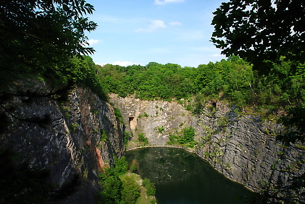 포토 JPG 해외이미지 호수 자연 사람없음 물 미국 연못 작음 체코 내추럴 채석 해외202004 해외포토 자연요소 유럽 북아메리카 크기 생태계 파일형식 이미지허브