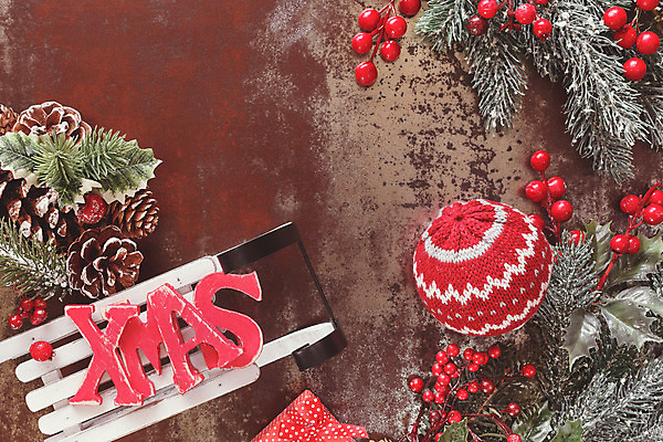 포토 JPG 해외이미지 전통 계절 열매 크리스마스 겨울 자연 동화 휴가 새해 크리스마스카드 프레임 털 사람없음 장식 빨간색 축제 공백 수확 나뭇가지 시골 축하 인사 소나무 화려 작업실 모서리 12월 심볼 썰매 머리위 전나무 노끈 양모 노엘 평야 항목 가문비나무 카피스페이스 크리스마스배경 해외202004 해외포토 나무 식물 기념일 줄 컬러 백그라운드 컨셉 농업 카드_감사 직물 예절 날짜 생태계 파일형식 이미지허브