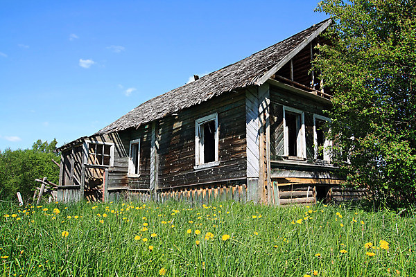 포토 JPG 해외이미지 벽 백그라운드 창문 하늘 지붕 주택 프레임 사람없음 내부 목재 파란색 검은색 페인트 방 수확 흰색 시골 얼룩 거친 균열 폐기물 버리기 질감 그런지 기관 러시아인 옛날 위기 콘크리트 해외202004 해외포토 서양인 나무 컬러 농업 재료 모션 건물 쓰레기 파일형식 이미지허브