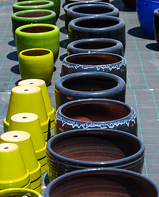 포토 JPG 해외이미지 전통 꽃 화분 오렌지 미술 사람없음 야외 장식 빨간색 갈색 쌓기 상점 정원 꽃병 항아리 도자기 시장 냄비 컨테이너 오브젝트 원예 매각 핸드메이드 해외202004 해외포토 식물 산업 컬러 과일 모션 문화예술 취미 솥 파일형식 이미지허브