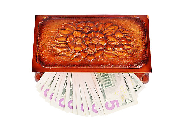 포토 JPG 해외이미지 백그라운드 지폐 돈 비즈니스 성공 사람없음 목재 금융 상자 갈색 노란색 금속 동전 저축 수확 골동품 흰색 오픈 화려 행운 재산 황금 신비 가득함 심볼 오브젝트 체코 수납 해적 보물 고립 궤 옛날 잭팟 해외202004 해외포토 나무 유럽 컬러 컨셉 농업 재료 재질 경제 도둑 파일형식 이미지허브