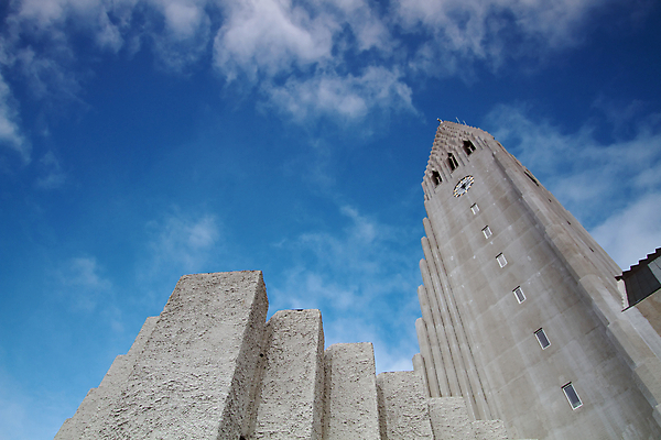 포토 JPG 해외이미지 구름 시계 건축양식 하늘 아이슬란드 사람없음 파란색 교회 탑 기둥 해외202004 해외포토 자연요소 건축물 건축 유럽 컬러 종교건축 건물 파일형식 이미지허브