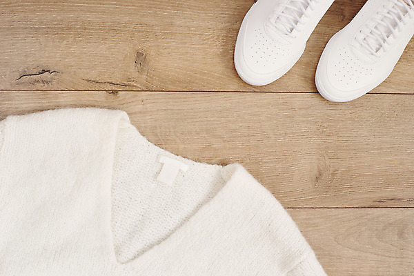 포토 JPG 해외이미지 라이프스타일 디자인 옷 여자 스포츠 백그라운드 운동화 신발 컨셉 장신구 새로움 건강 사람없음 목재 빛 쇼핑 세트 달리기 운동 유행 우주 카펫 장비 흰색 쌍 정상 주식 스웨터 연습 오브젝트 체육관 스타일 방식 해외202004 해외포토 나무 컬러 상의 재료 모션 사람 생활 금융 파일형식 이미지허브